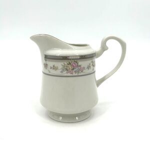 FARBERWARE Vintage 1992 Fine China White Pink Floral Southampton Creamer Cup
